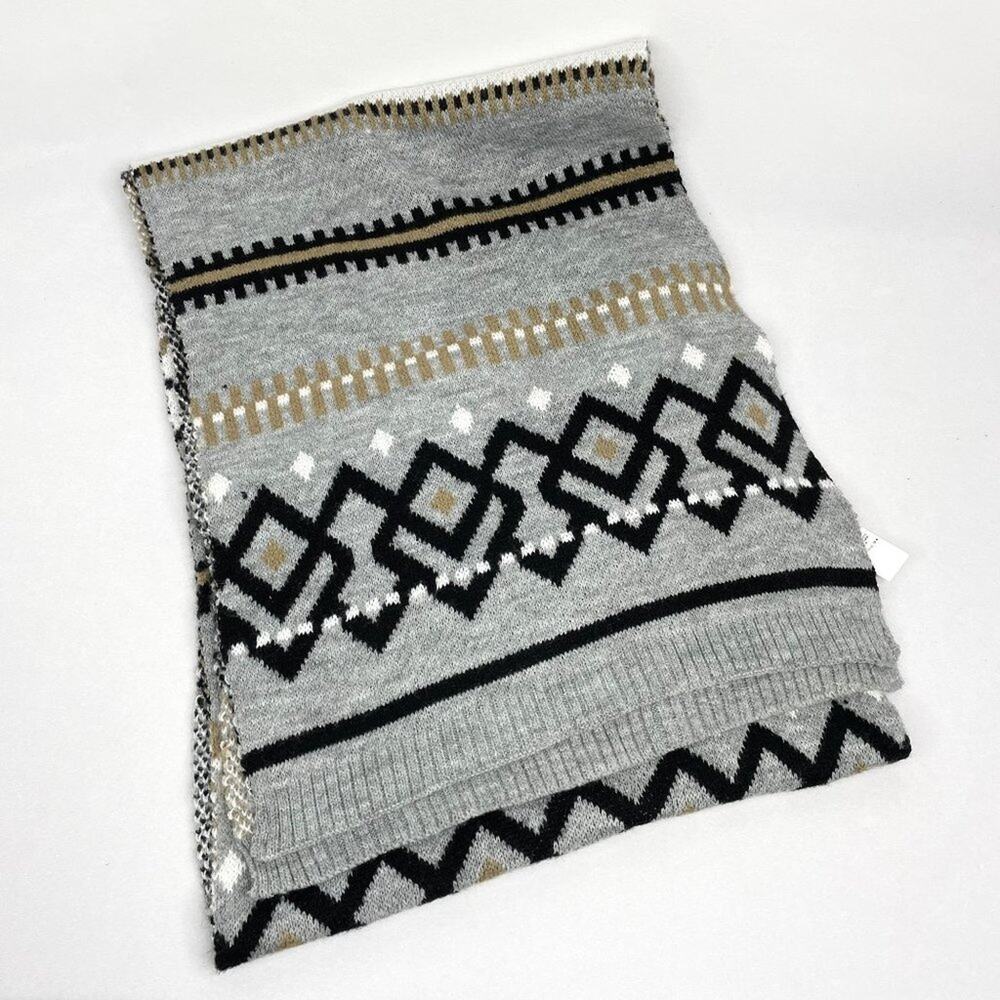 Old Navy Large Geometric Print Scarf
